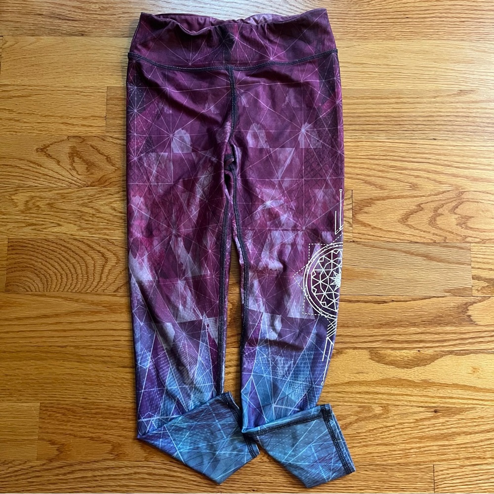 Evolution and Creation purple and blue leggings size small